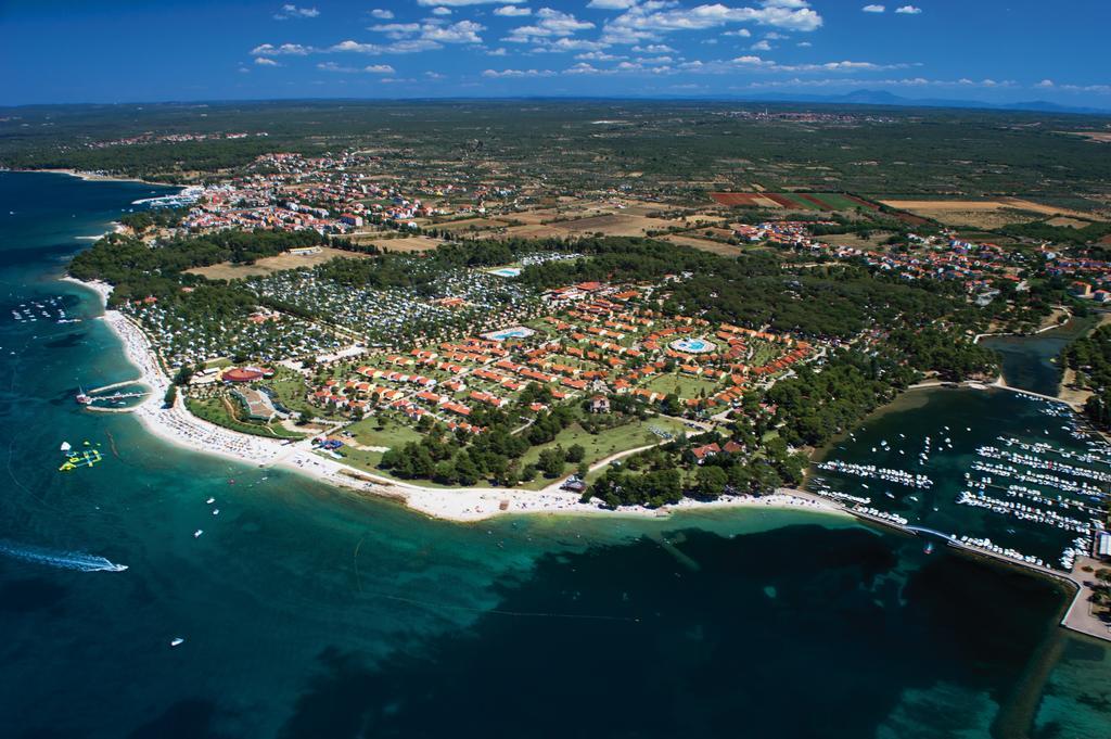 Happy Camp Mobile Homes In Centro Vacanze Bi Village Fažana Kültér fotó